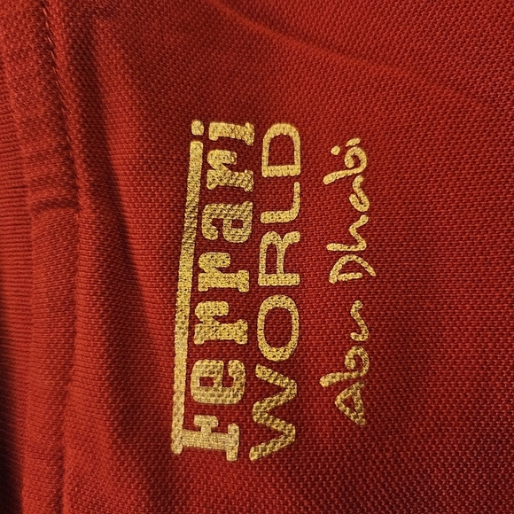 Ferrari Rosso Corsa Red Collar Polo Prancing Horse Crest - Picture 5 of 6